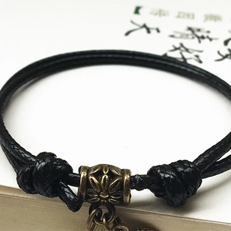 

Couple Simple Luminous Bead Leaf Pendant Bracelet Men Braided Rope Chain The Birth Year Bracelet for Men Women Student Jewelry