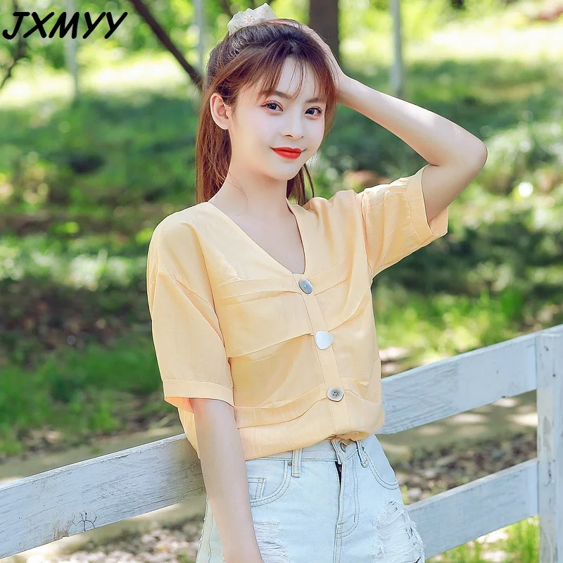 

Fashion Korean women's loose and thin chiffon shirt Temperament small shirt V-neck light mature short sleeves JXMYY