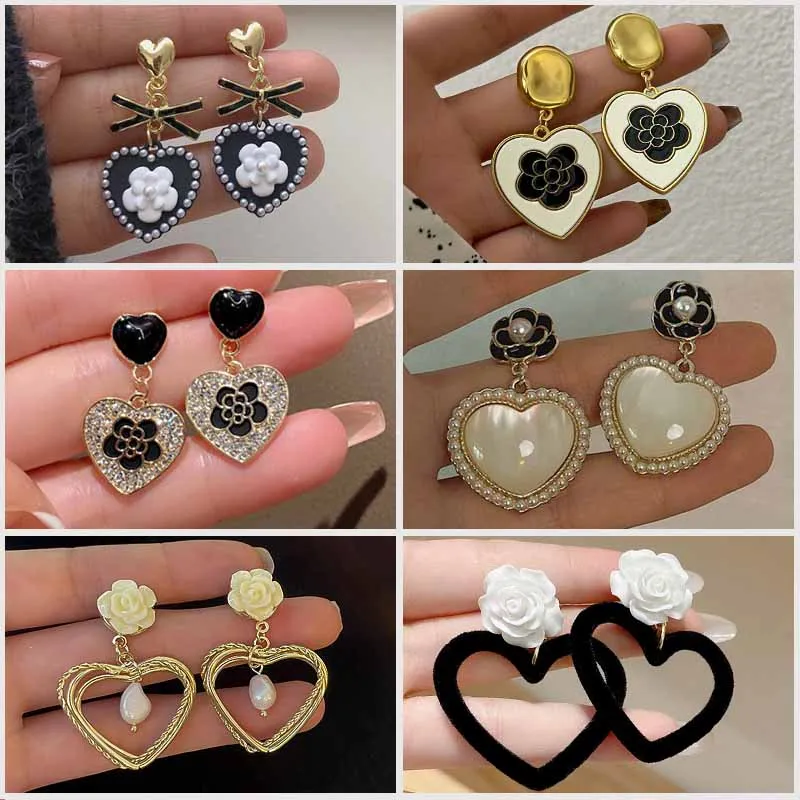 

Luxury High Quality Rhinestone Pearls Earrings For Women Camellia Heart Pearl Crystal Korean Wedding Earring Jewelry Party