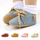 Мокасины на резиновой подошве для новорожденных, роскошные мягкие кожаные туфли для начинающих ходить мальчиков и девочек, противоскользящие, 12 цветов
