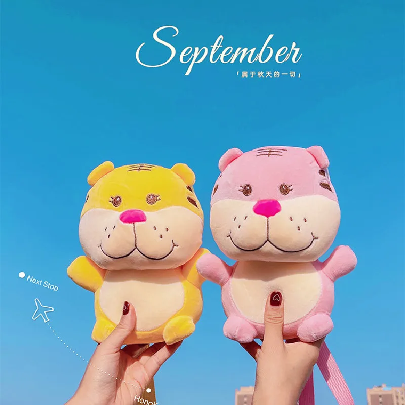

2022 new year women plush tiger bag ins cute shoulder bag cartoon doll bag girl child messenger bag
