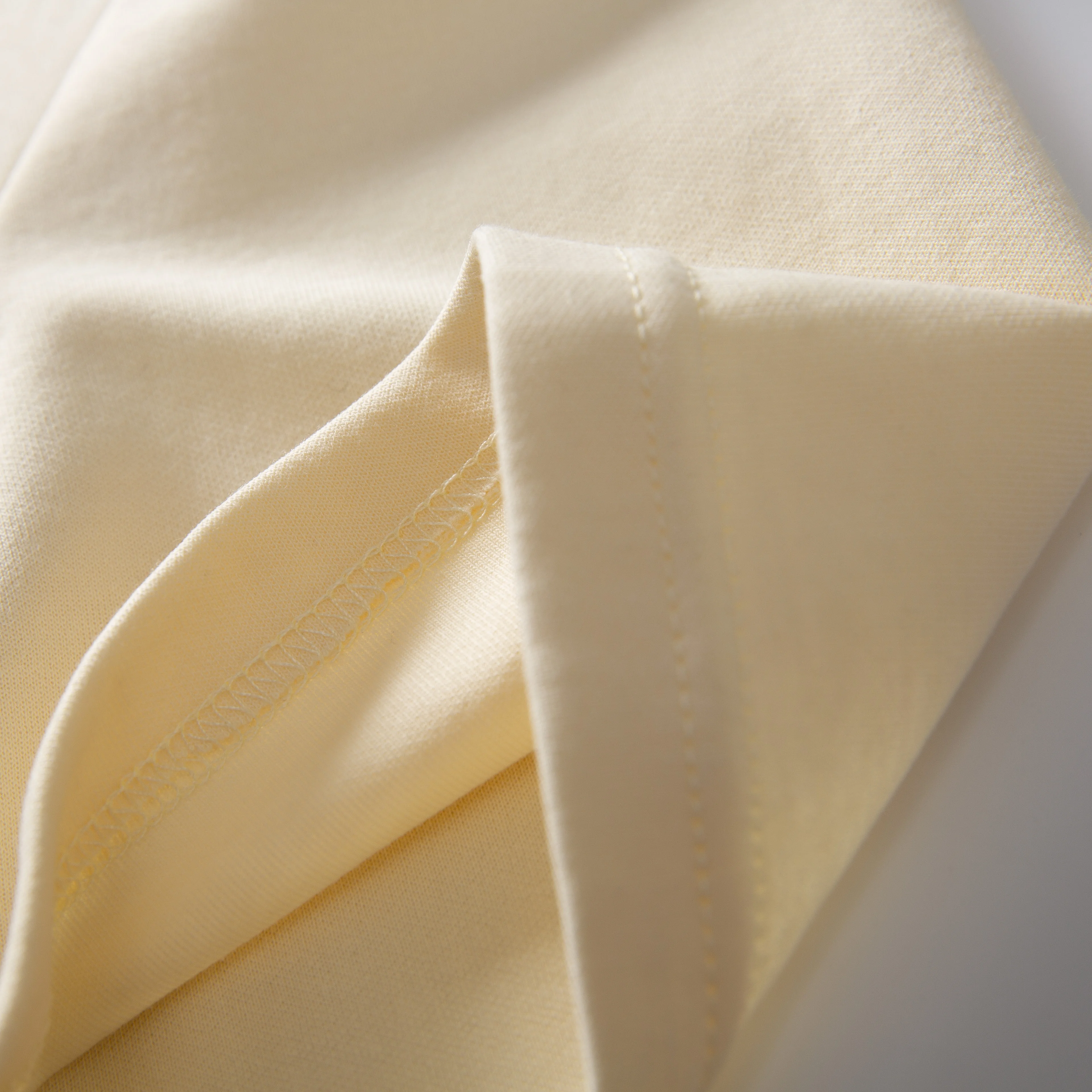 Женская футболка с коротким рукавом цвет в ассортименте