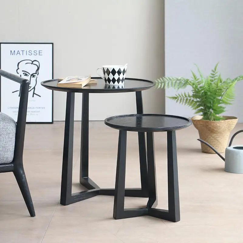 Современный и сдержанный маленький семейный креативный круглый несколько