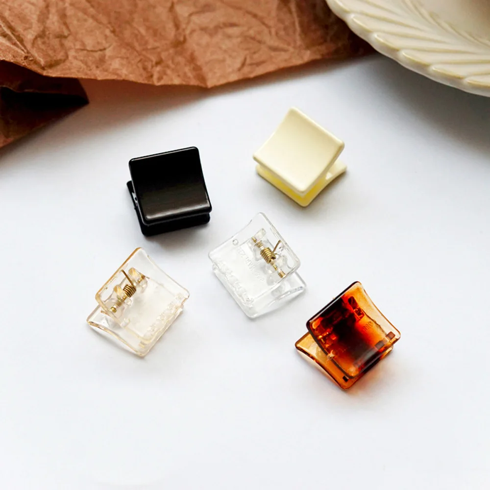 Симпатичные и милые заколки для волос из смолы с маленьким цветком медведем