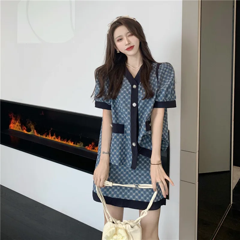 Летний популярный женский синий костюм PLAMTEE 2022 Повседневная однобортная рубашка