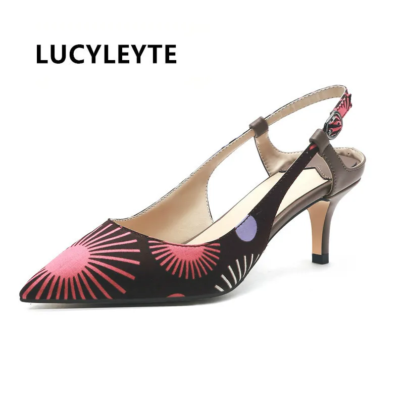 Новинка Женские сандалии из лакированной кожи Пикантные модные с острым носком в