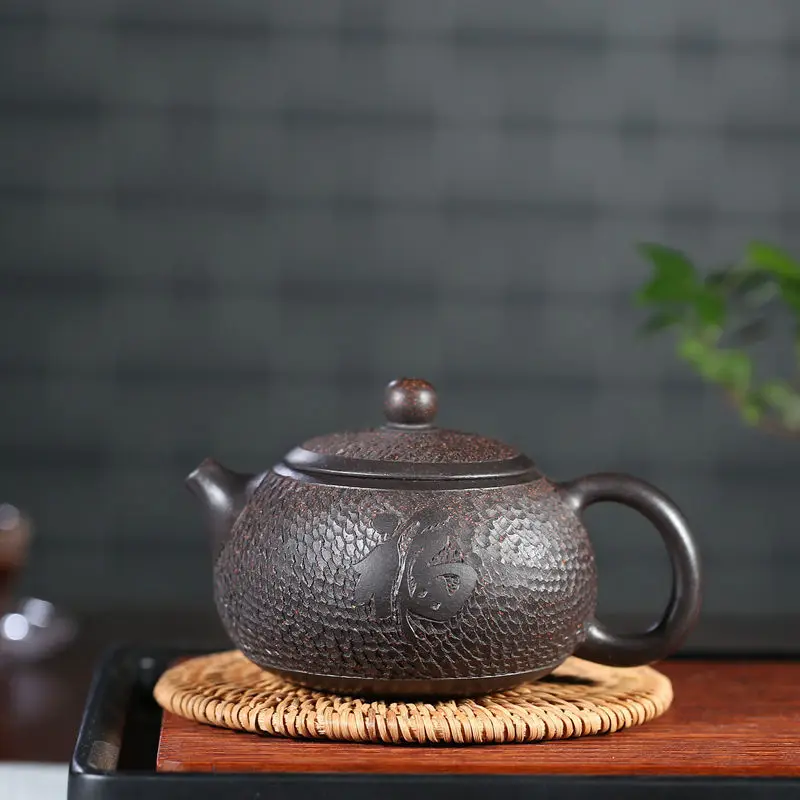 

Zhiyuankuang black diamond and purple clay teapot