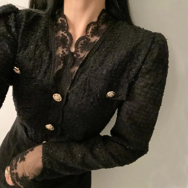 

Sweet Flower Blouse V Neck Puff Long Sleeve Ladies Lace Shirt Woman Top Female Button Up Shirt Women Elegant Shirts Blusas 18600