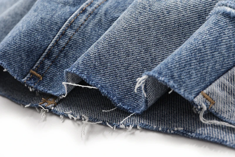 

[EAM] High Waist Blue Pocket Black Denim Mini Ruff Spliced Half-body Skirt Women Fashion Tide New Spring Summer 2021 1DD6807