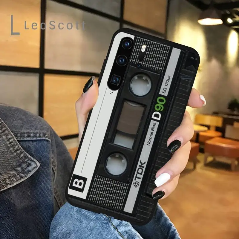 

Retro Cassette Tape music pattern Phone Case For Huawei honor Mate P 9 10 20 30 40 Pro 10i 7 8 a x Lite nova 5t