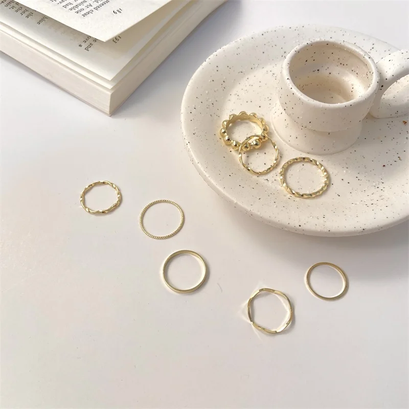 

VKME Fashion Gold Rings Set Wedding Twist Ring For Women Punk Geoemtric Multilayer Chain Rings Jewelry Accessories