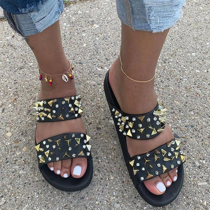 

Punk Rivet Women Slippers Eva Flat Heel Summer Outdoor Solid Slides Open Toe Beach Sandals Casual Fashion Shoes Ladies Female
