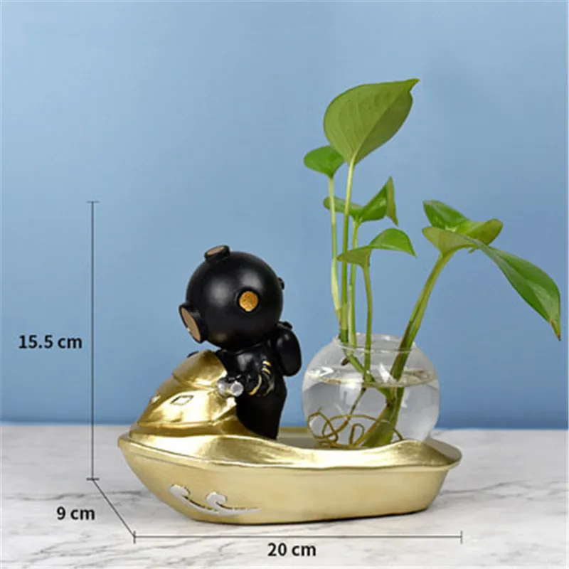 

Cute Modern Astronaut Small Ornaments Exposed Culture Fish Tank Home Bedroom Porch Office Desktop Ornaments Handmade