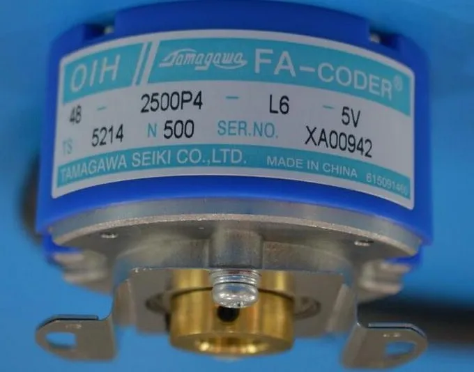 

Фотоэлектрический кодер TS5214N500 OIH48-2500P4-L6-5V серводвигатель