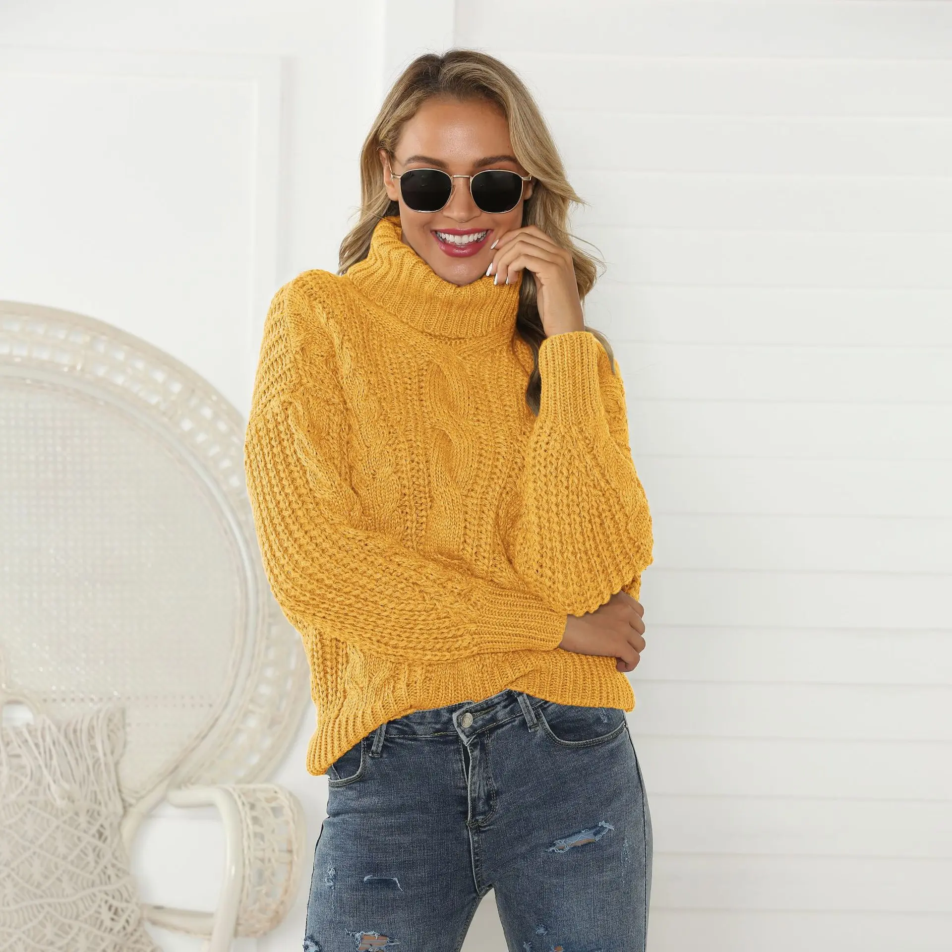 

European Style Thick Warm Women Sweaters 2020 New Autumn Winter Solid Color Long Sleeve Loose Turtleneck Pullover Female Sweater