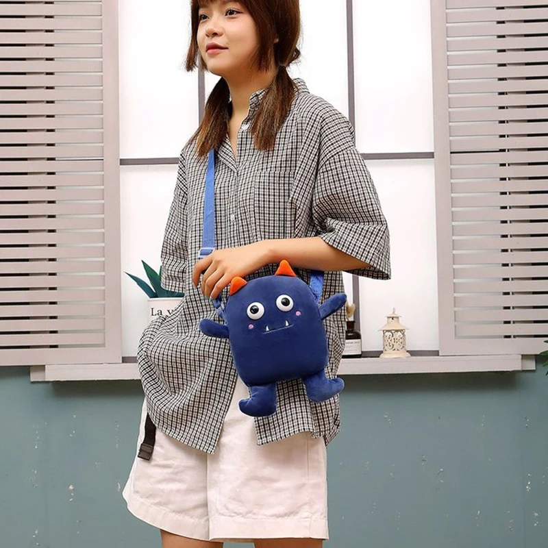 

New Arrival Fashion Parent-child Creative 3D Monster Single Shoulder Bag Cute Cartoon Plush Crossbody Bag for Children Kids Gift