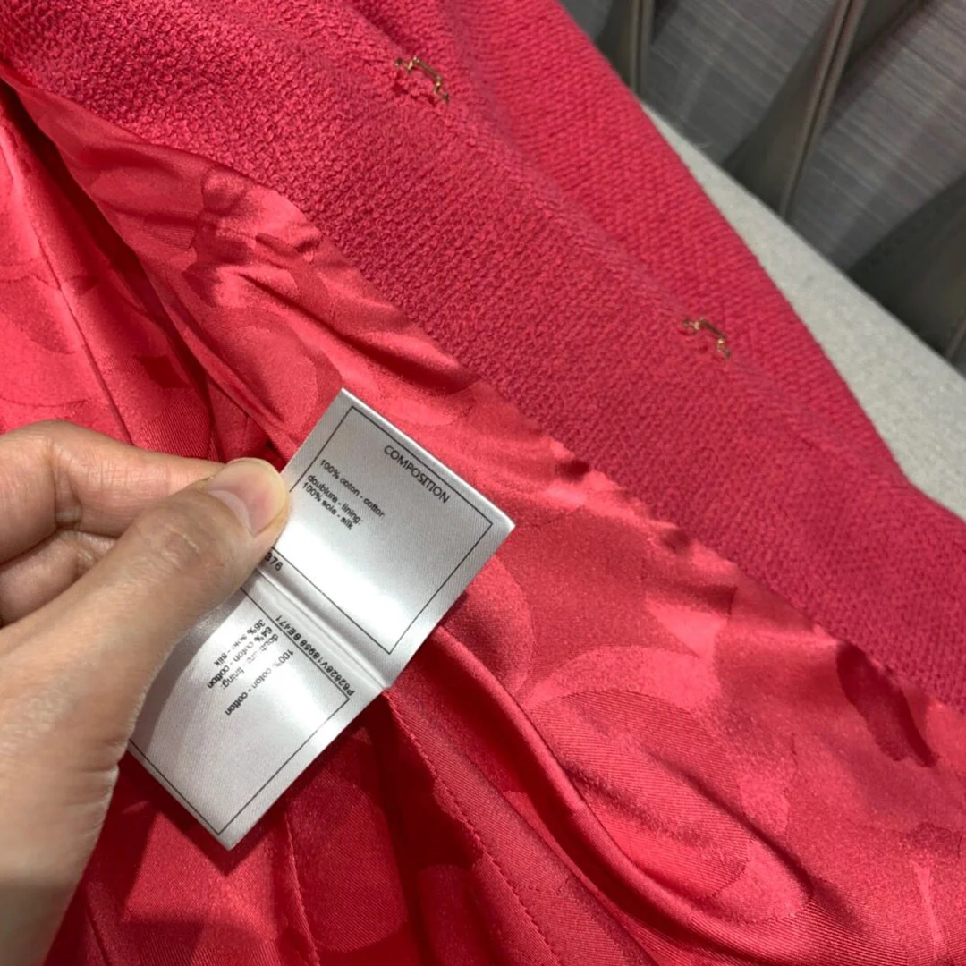 

new spring high-end jacket for women turn-down collar pocket chain decoration elegant ladies coat jackets with silk liner