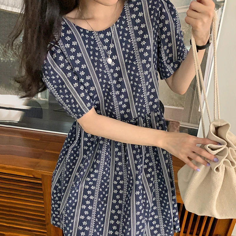 

Корейское шикарное милое платье в этническом стиле с принтом и круглым вырезом, свободное плиссированное платье для куклы с лямкой на шее и ...