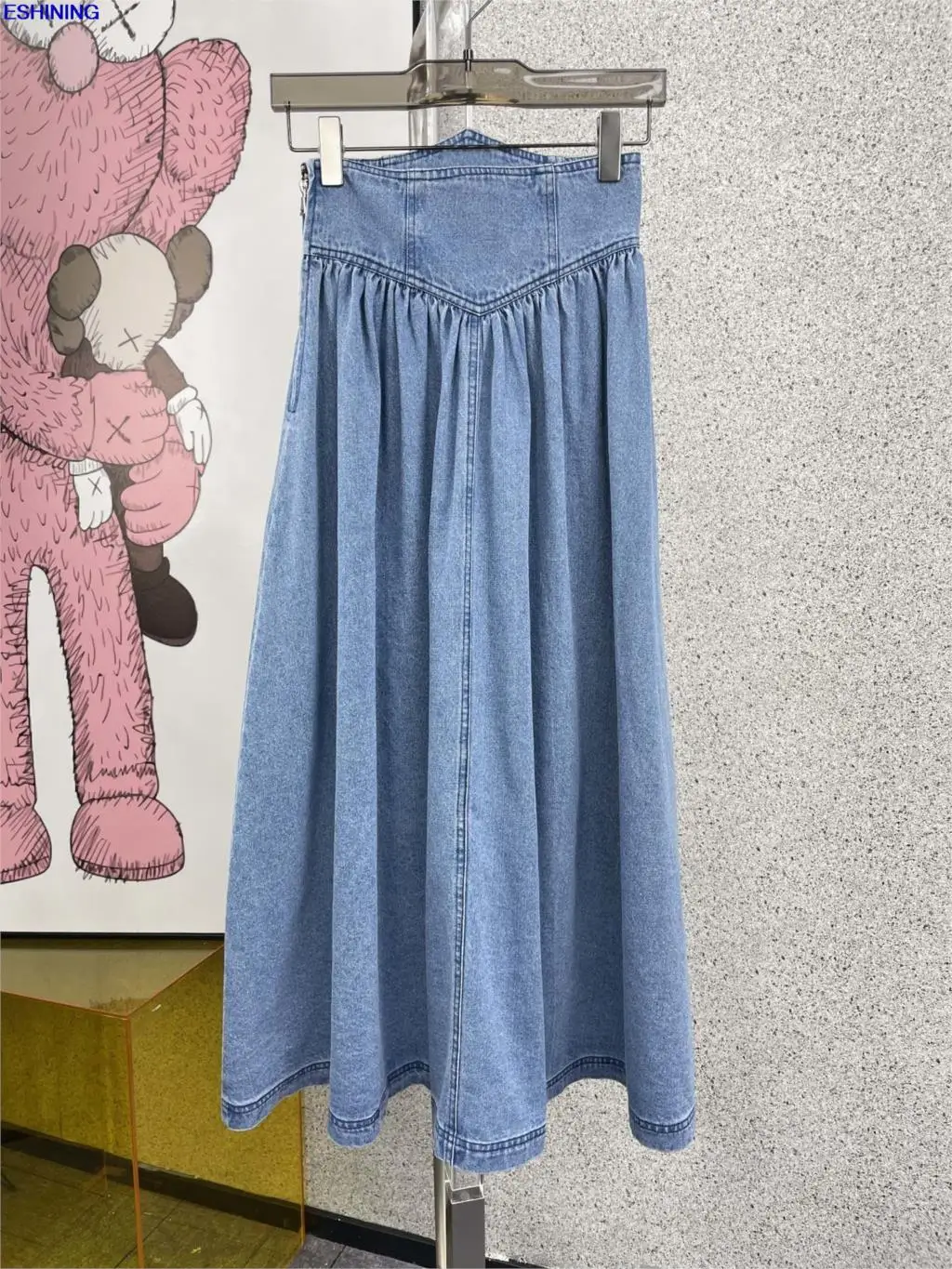 

2021 Зонт джинсовая юбка средней высоты Длина разрез Высокая талия дизайн показывает талии Форма хлопчатобумажная юбка из денима