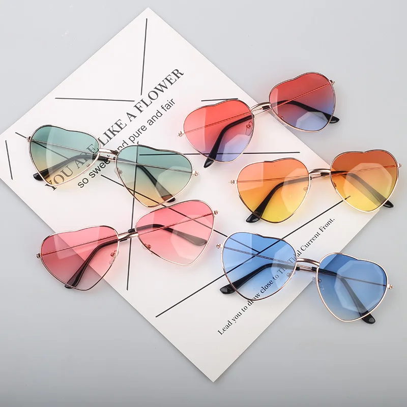 Новинка женские модные солнцезащитные очки в форме сердца фестиваль отражающие