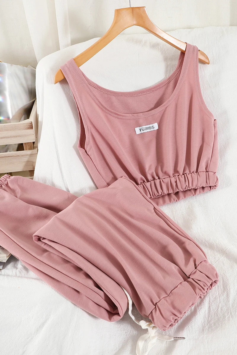 

Short Camisole Sports and Leisure Beamed Harem Pants Two-piece Female Summer