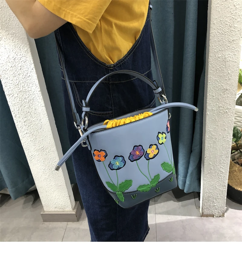 

Women Embroidered Flowers Bucket Luxury Designer Ladies Casual PU Leather Holidays Handbags Crossbody Purses Shoulder Bags 2021