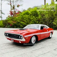 maisto 124 1970 dodge challenge rt coupe red simulation alloy car model crafts decoration collection toy tools gift
