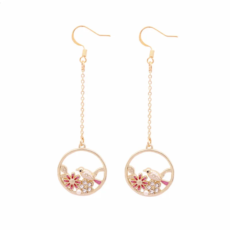 

2020 Wholesale Antique Ear Clip Magpie Girl Heart Ear Pin Hollow Flower Pearl Long Earrings 2020 New Earrings Female Wild