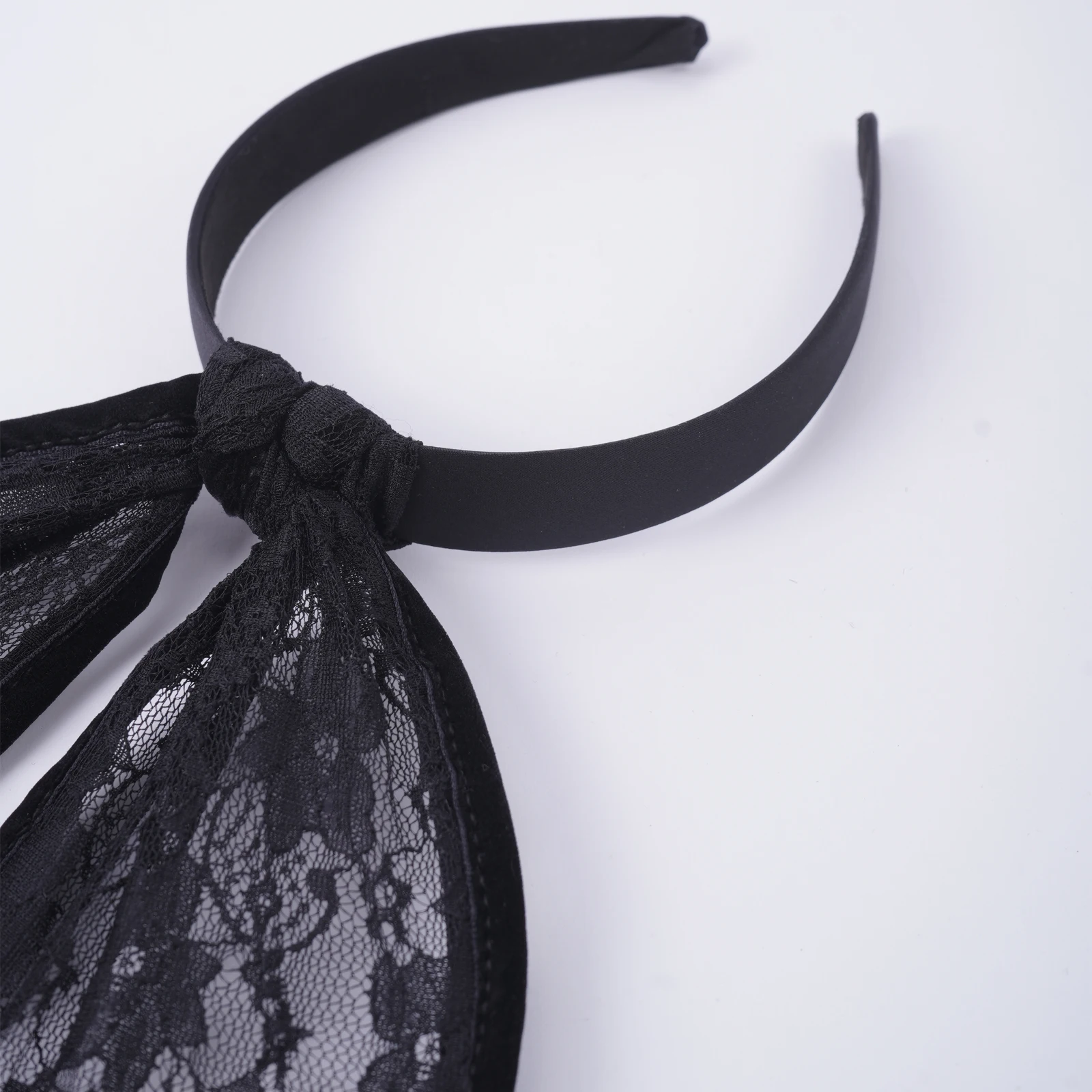 Обруч для волос с кроличьими ушками Женский пикантный кружевной аксессуар милый