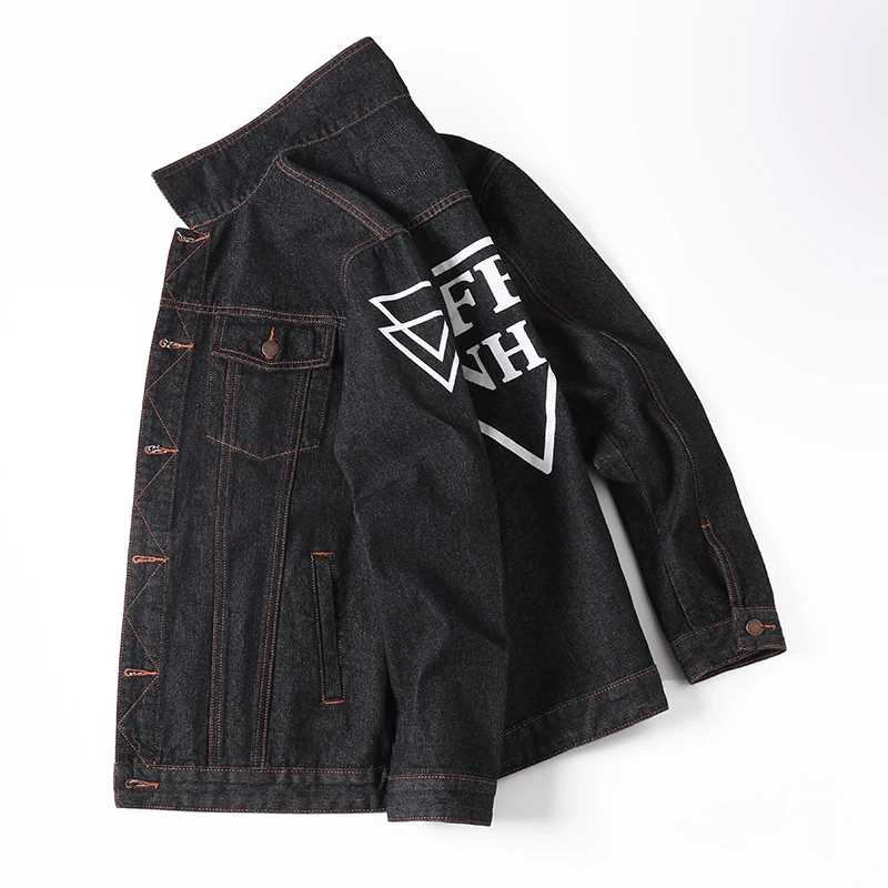 

Coats & Jackets