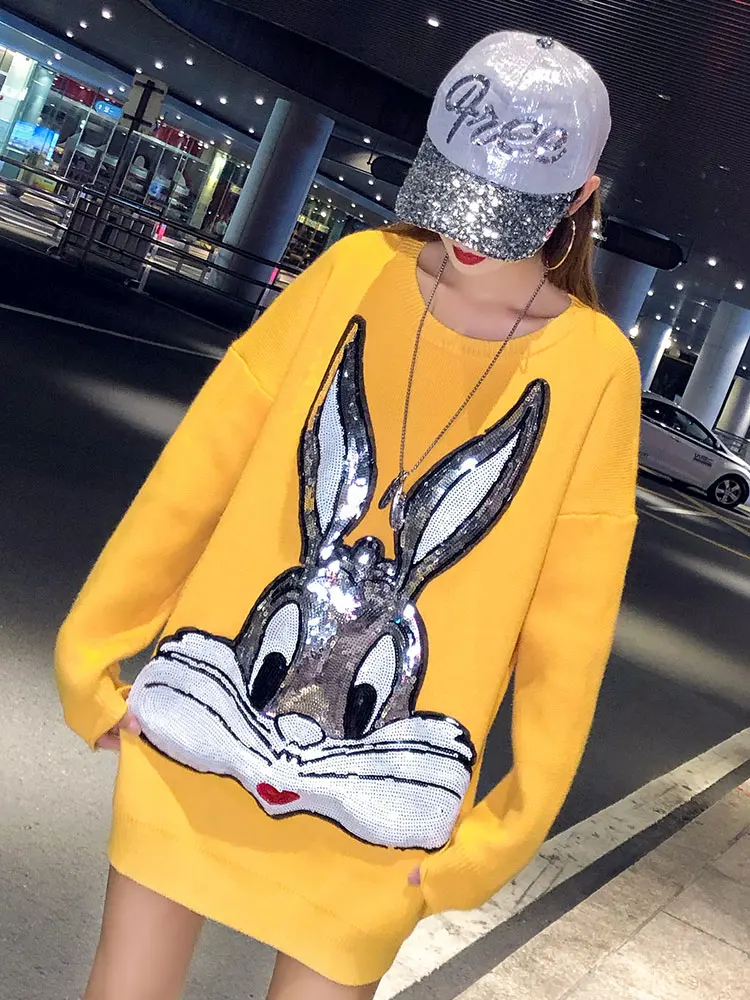 Женский свитер с блестками длинный теплый красного цвета в сеточку свободного