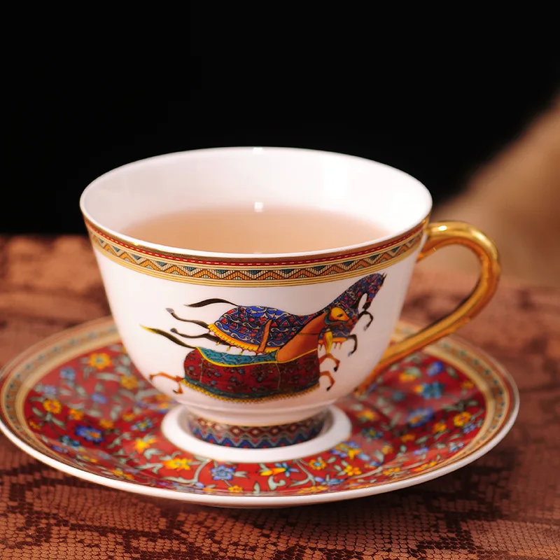 

Кофейная чашка и блюдо из костяного фарфора, креативный кофейный набор, Европейский керамический черный чай