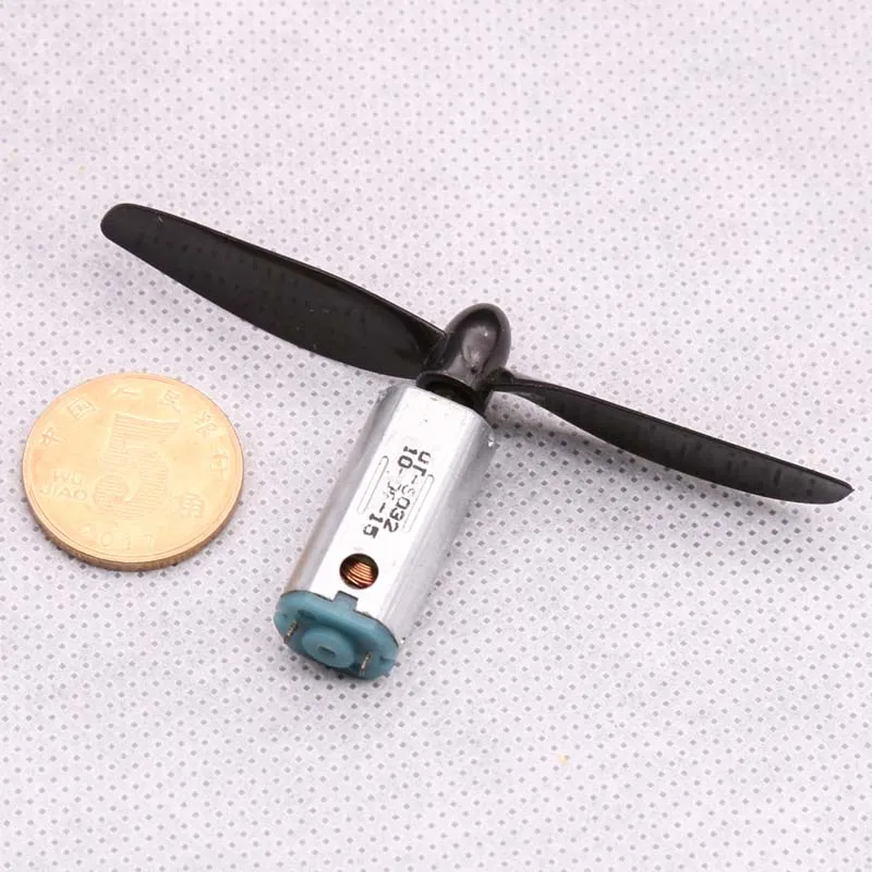 электродвигатель и пропелл