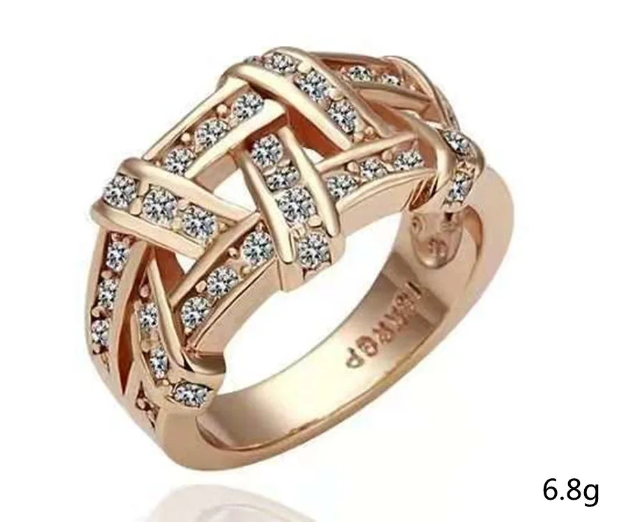 

2022 New Temperament Women's Rings Simple Winding Crystal Fashion ring for Women Party Jewelry Hot