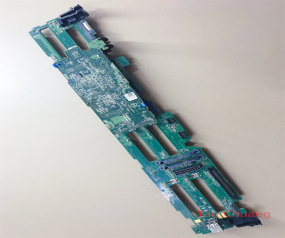 

FOR DELL R510 R515 12-bay SAS SATA hard disk backplane 0Y776M 06V580