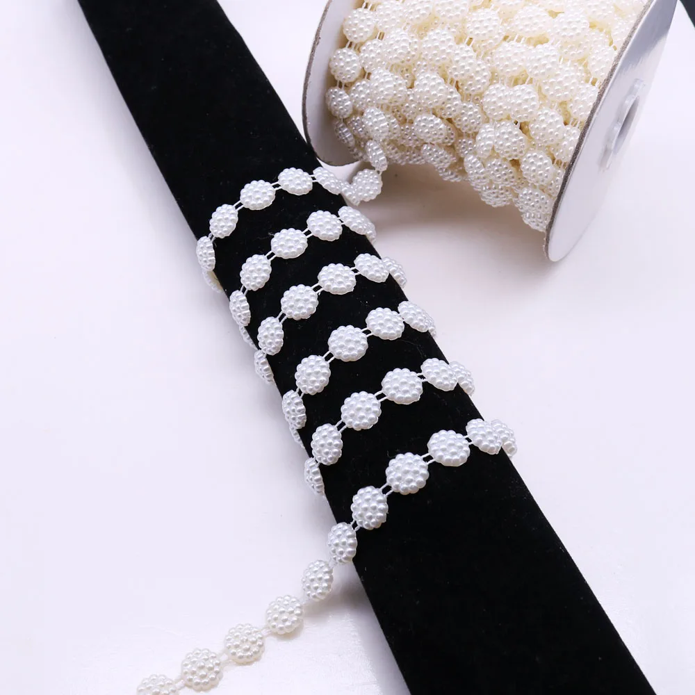 

2 yards 10 mm (3/8 inch) wide round ABS plastic imitation pearl chain decorations wedding bouquet decorations DIY