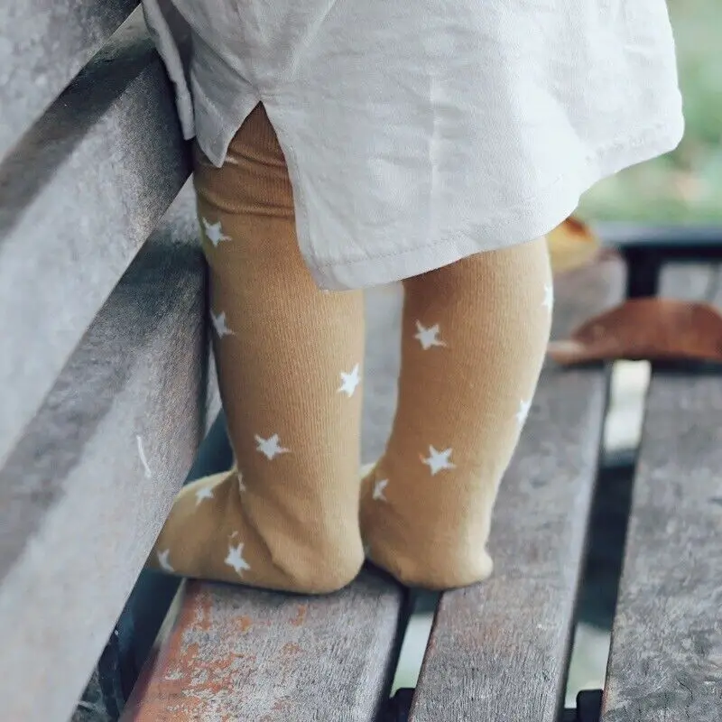 Колготки для новорожденных маленьких девочек и мальчиков однотонные облегающие