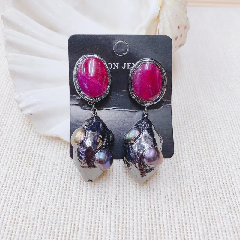 

Fashion Personality Natural Pearl Woman Earring Red Agate Stud Dangle Earring 3Pairs Gun Black