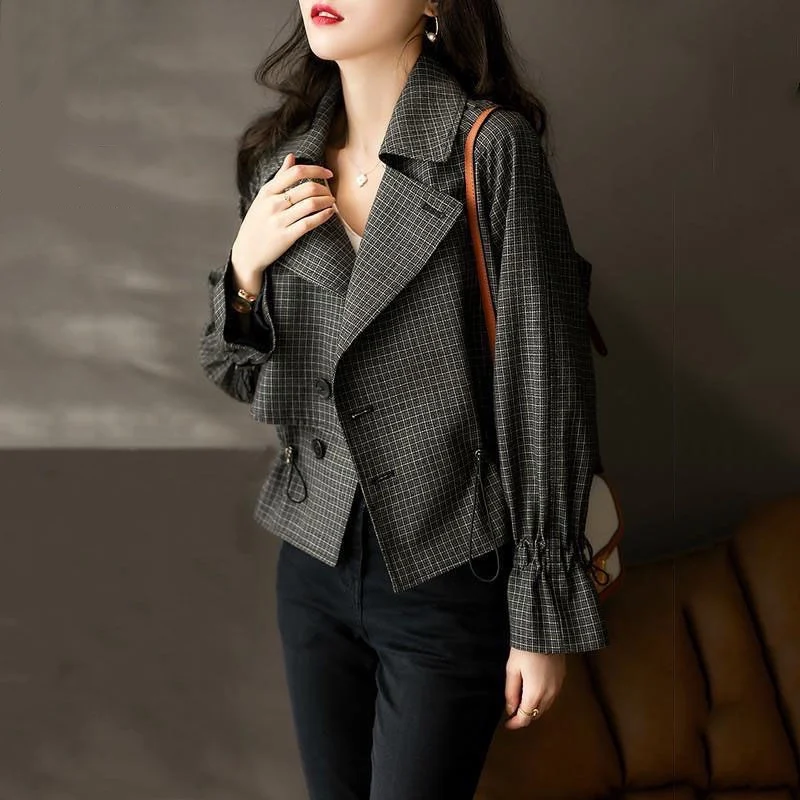 

2021 spring and autumn new simple Plaid temperament breasted cool Lapel waist cotton plaid Short Jacket Women's fashion pre sale
