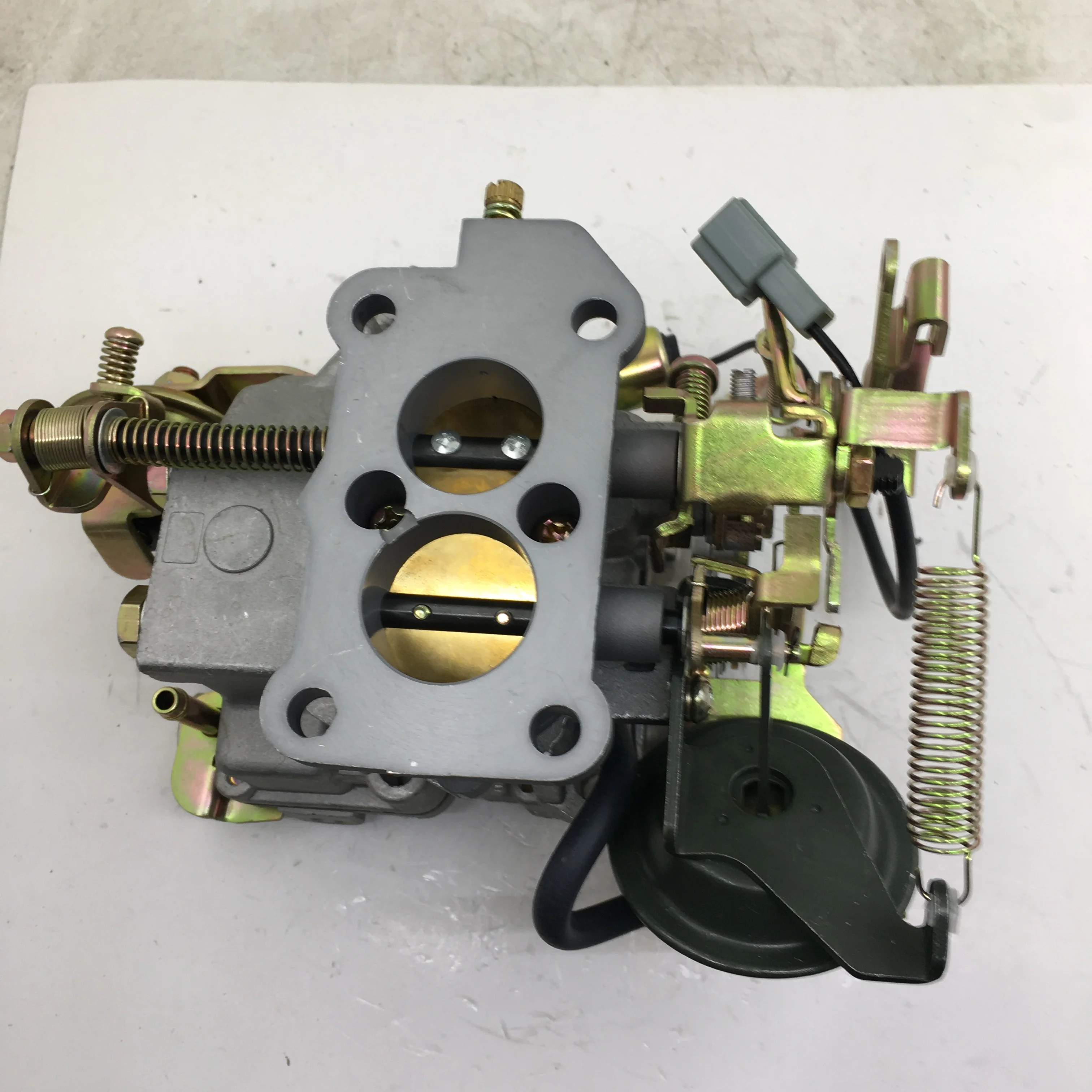 Карбюратор SherryBerg для Mitsubishi 4G63 L300/Galant/TALON/FREECA/Eclipse/SPACE GEAR бесплатная