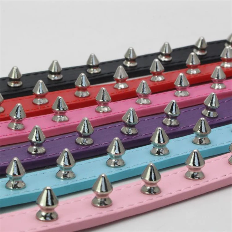 Ошейник для домашних животных с однорядными заклепками защитой от укусов