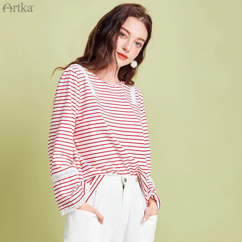 Женская футболка в красную полоску ARTKA Повседневная Свободная с длинным рукавом