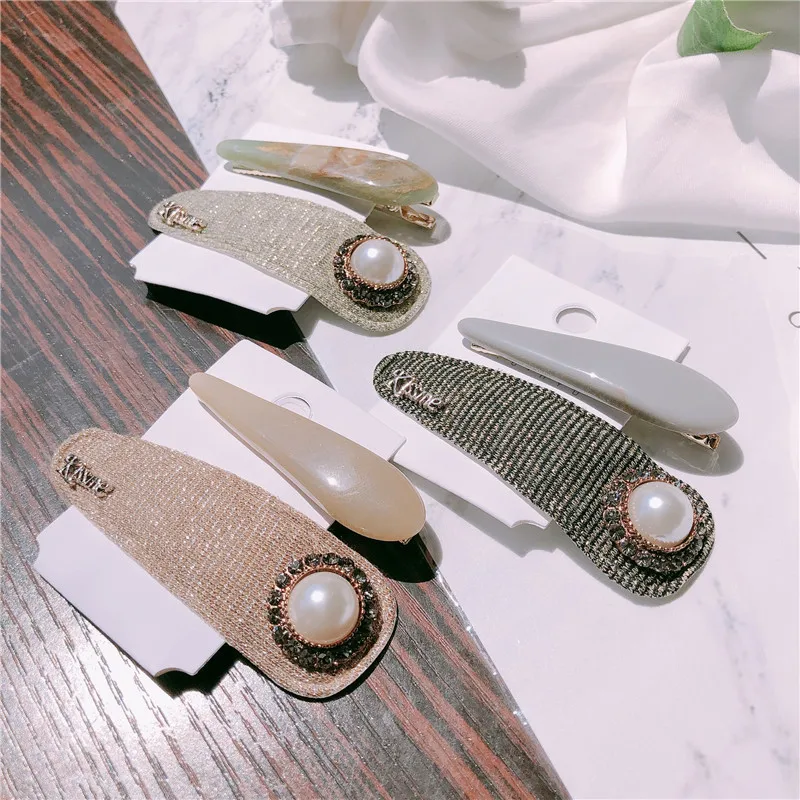 

Small fresh Rhinestone Bow Hair Barrette Hair Clip Hairpin Girls Shining Crystal Hair Accessories Women Headdress Wholesale