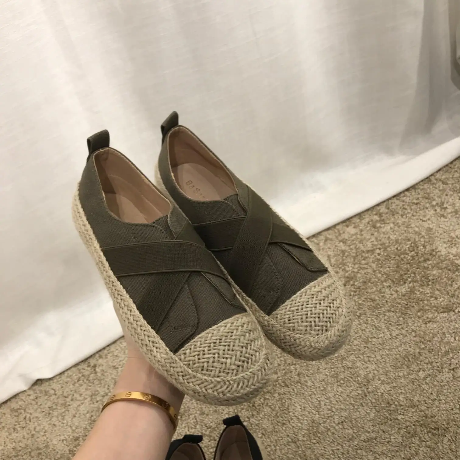 

Round-toed Canvas Shoes Elastic Band Low-top Shoes Straw Fisherman Shoes Casual Lazy Shoes Flat Espadrilles Casual White Shoes