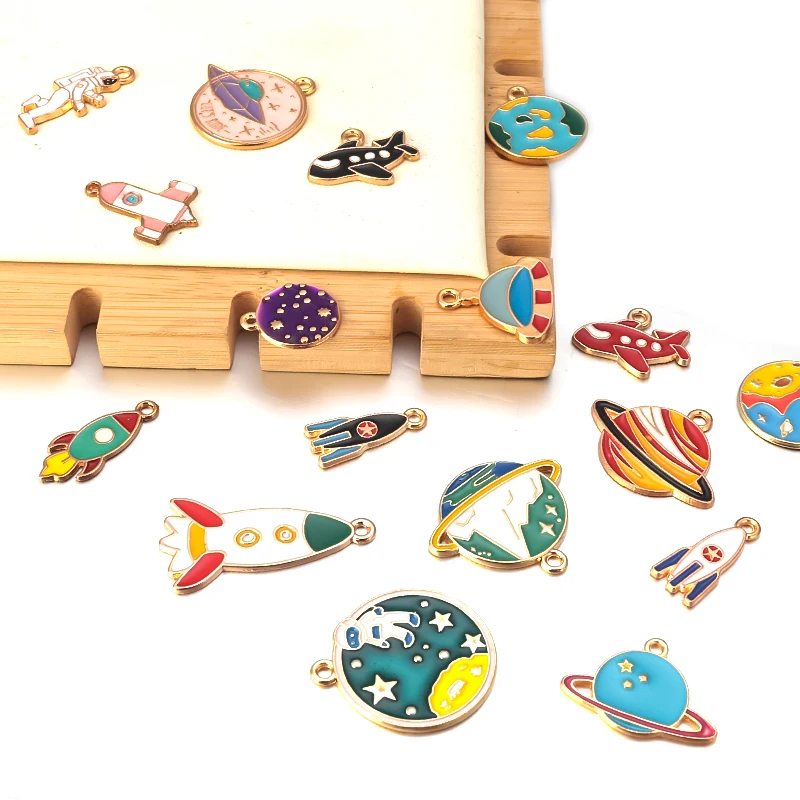 

10pcs/Lot Space Planet Astronaut Cute Enamel Charms for Jewelry Making Supplies Metal Drop Oil Pendant DIY Necklace Bracelet