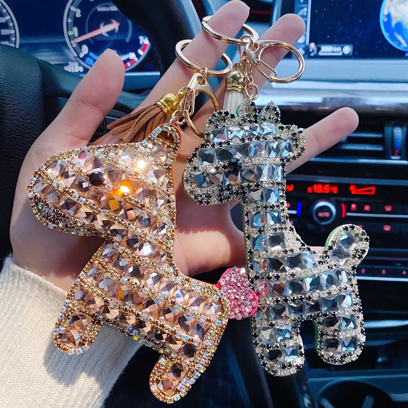 

New Fashion Bells pattern Keychains Cute Style giraffe Faux Leather Tassel Simple Decor Bag Pendant Car pendant Key Chains