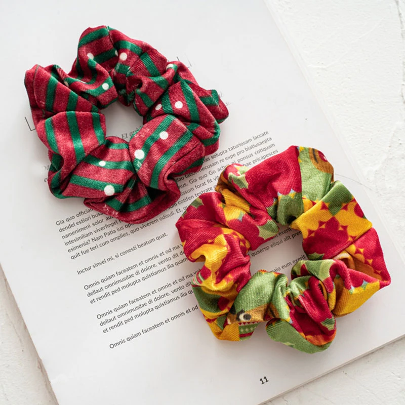 

Flannel Christmas Scrunchies Ponytail Holder Velvet Hair Rope Hair Ties Elastic Hair Bands Xmas Geometric Print Hair Accessories