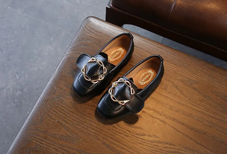 Новые осенние обувь для девочек кожаная детей маленькой принцессы бантом