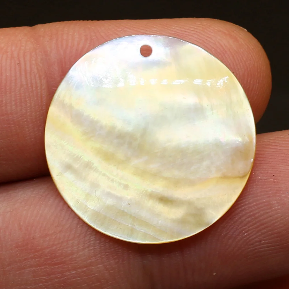 

10pcs/lot Charms Natural Shell Pendant Fashion Round Shape Shell Pendant 12 15 20 25 30mm Size Pick for Jewelry Necklace Making