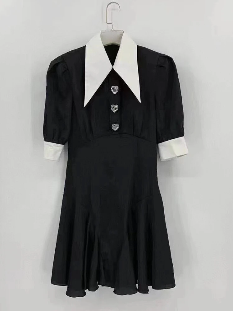 

French Vintage Black Stitching High Waist Dress Hepburn Style White Lapel Heart-Shaped Rhinestone Spring 2021 Women's Clothing